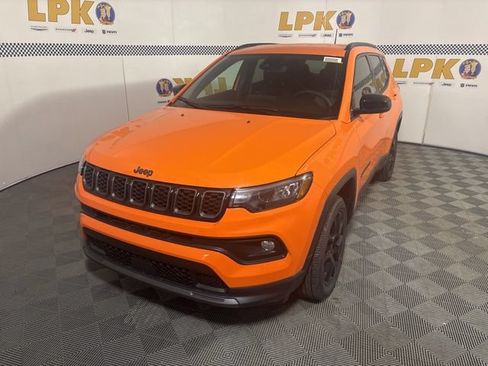 New 2026 Jeep Compass Latitude AWD/4WD image 12