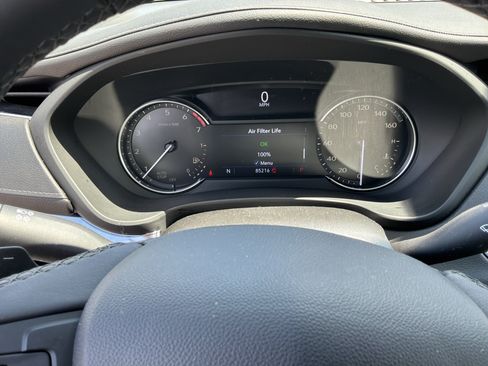 Used 2019 Cadillac XT4 Luxury FWD image 21
