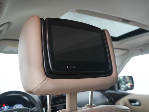 Used 2023 Nissan Armada Platinum w/ Captain's Chairs Package AWD/4WD image 18