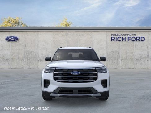 New 2026 Ford Explorer Active RWD image 6