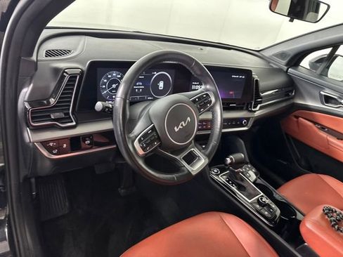 Used 2023 Kia Sportage SX image 14