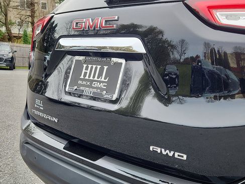 Certified 2022 GMC Terrain SLE w/ Driver Convenience Package image 24