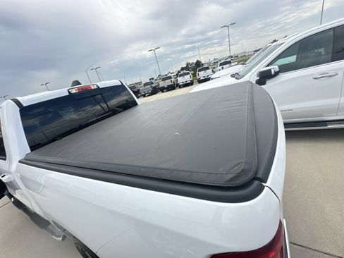 Used 2019 RAM 1500 Big Horn AWD/4WD image 36