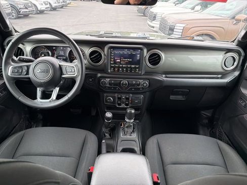 Used 2023 Jeep Gladiator Overland AWD/4WD image 27