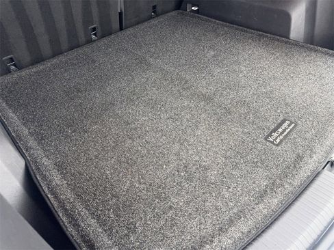 Used 2021 Volkswagen Atlas Cross Sport SE image 78