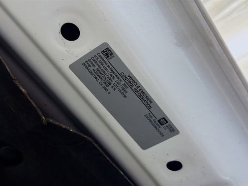 Used 2022 Chevrolet Silverado 1500 LT image 17