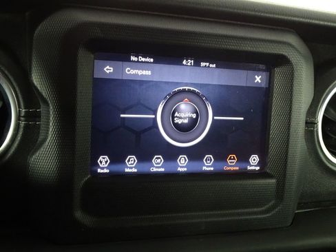 Used 2018 Jeep Wrangler Unlimited Sahara w/ Safety Group image 35