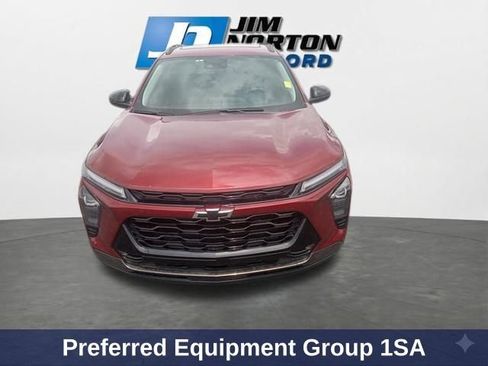 Used 2024 Chevrolet Trax ACTIV w/ Sunroof Package FWD image 3