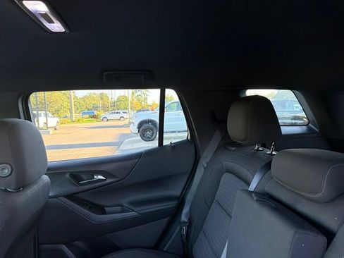 Used 2026 Chevrolet Equinox LT w/ LPO, Floor Liner Package FWD image 9