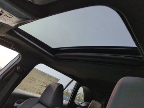 New 2025 Toyota RAV4 SE image 13