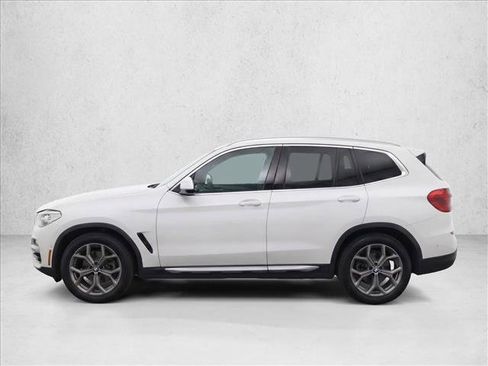 Used 2023 BMW X3 sDrive30i w/ Premium Package RWD image 3