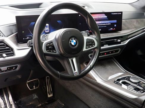 Certified 2023 BMW X7 M60i image 7