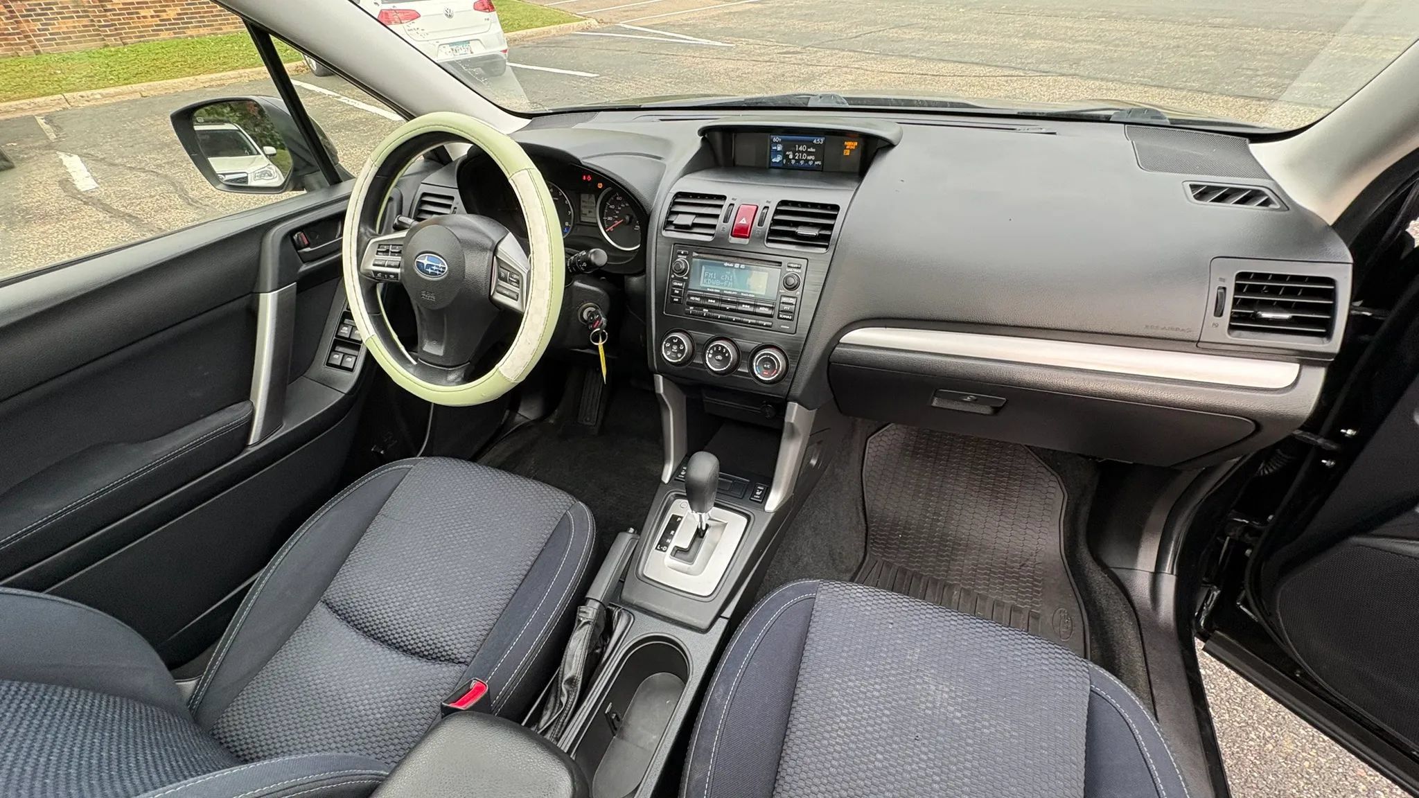Used 2015 Subaru Forester 2.5i Premium w/ All-Weather Package AWD/4WD image 39
