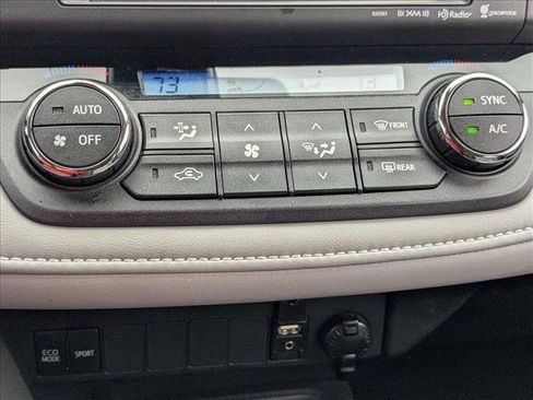 Used 2018 Toyota RAV4 XLE image 12