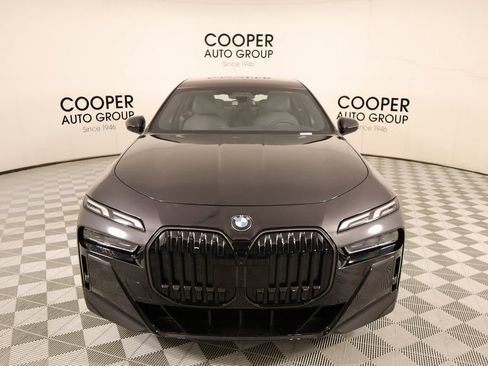 New 2025 BMW 760i xDrive image 10