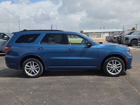 Used 2025 Dodge Durango GT AWD/4WD image 6
