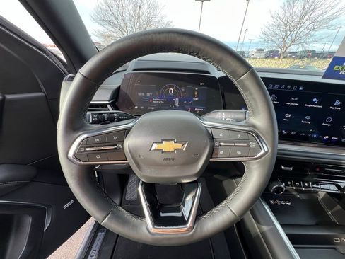 Used 2025 Chevrolet Tahoe Premier image 43