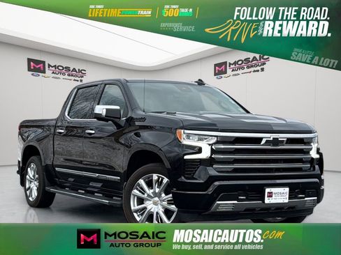 Used 2025 Chevrolet Silverado 1500 High Country w/ Technology Package image 1