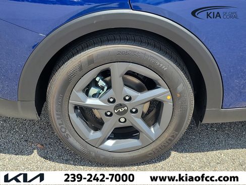 New 2026 Kia K4 FWD image 9