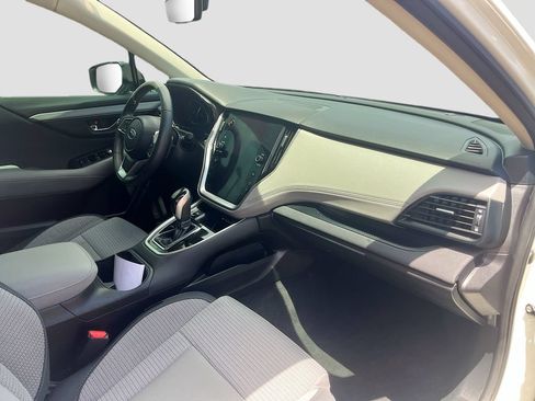 Used 2025 Subaru Outback Premium w/ Popular Package #1A AWD/4WD image 29