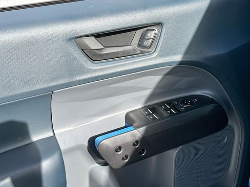 New 2026 Ford Maverick Lobo image 12