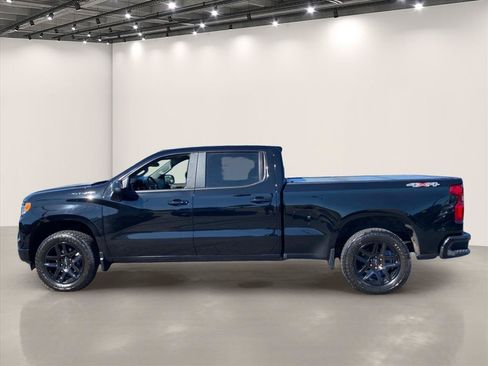 Used 2022 Chevrolet Silverado 1500 RST w/ Max Trailering Package AWD/4WD image 4