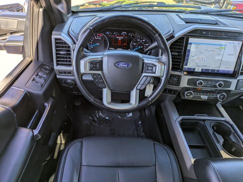 Used 2022 Ford F350 Lariat image 17