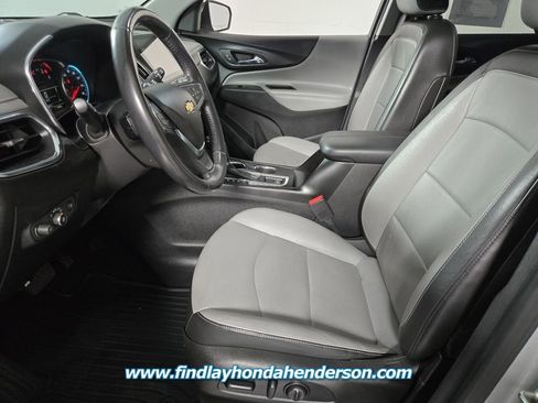 Used 2018 Chevrolet Equinox Premier image 14
