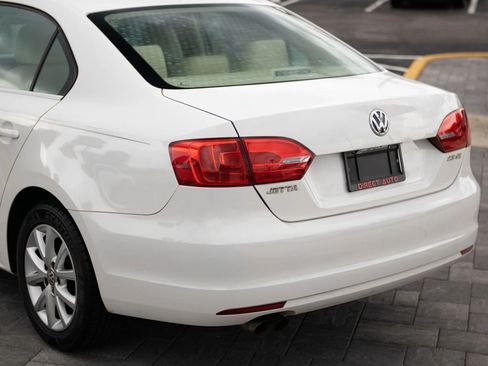 Used 2013 Volkswagen Jetta SE FWD image 7