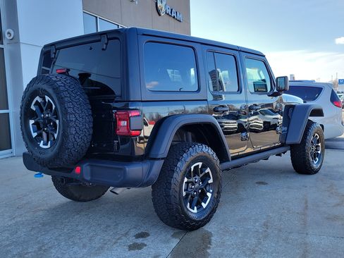 Used 2025 Jeep Wrangler Unlimited Rubicon 4xe w/ Safety Group image 4