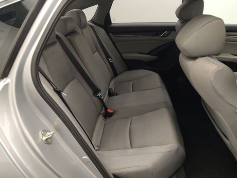 Used 2018 Honda Accord LX image 19
