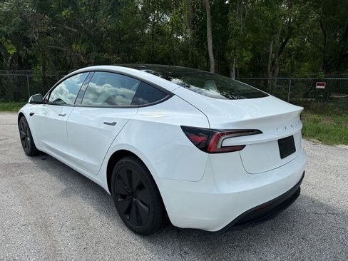 Used 2025 Tesla Model 3 Long Range RWD image 13