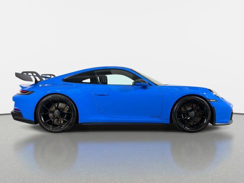 Used 2022 Porsche 911 GT3 RWD image 2