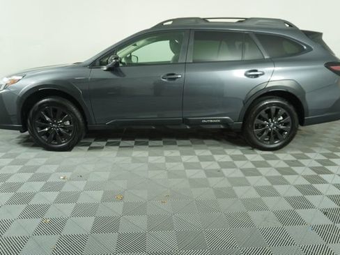 Certified 2025 Subaru Outback Onyx Edition AWD/4WD image 4