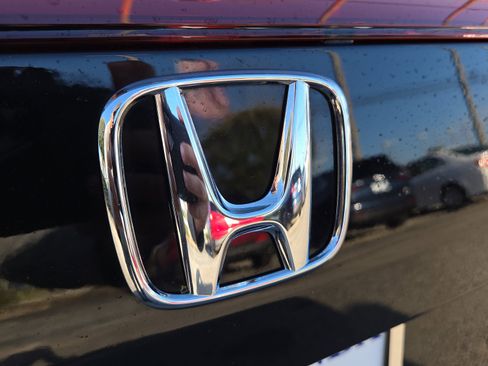 Used 2024 Honda Civic EX-L image 16