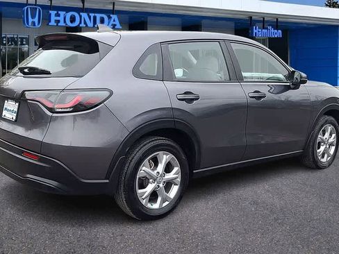 Certified 2023 Honda HR-V LX image 8