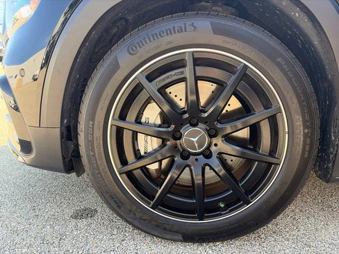 Certified 2025 Mercedes-Benz GLB 35 AMG 4MATIC image 26
