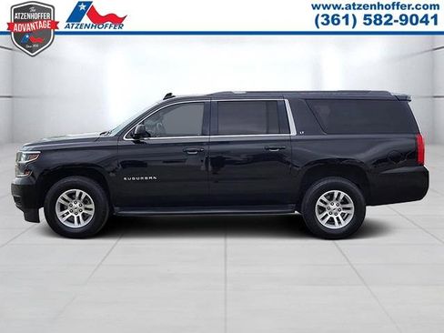 Used 2018 Chevrolet Suburban LT image 4