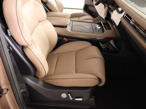 New 2026 Lincoln Navigator Black Label AWD/4WD image 14