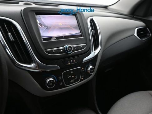 Used 2022 Chevrolet Equinox LS FWD image 12