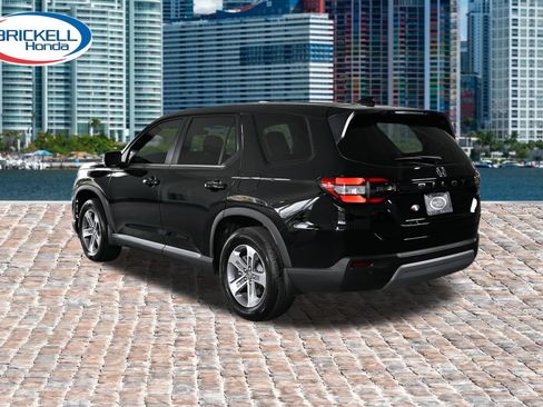 Certified 2025 Honda Pilot EX-L image 12