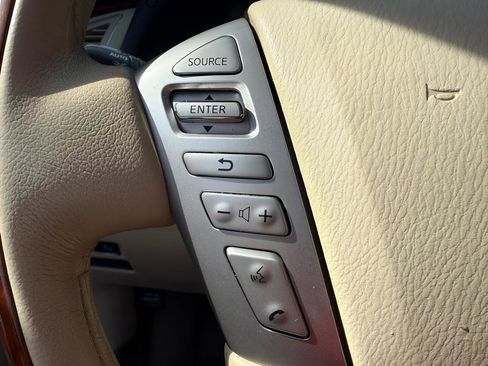 Used 2016 INFINITI QX80 4WD w/ Deluxe Technology Package image 16