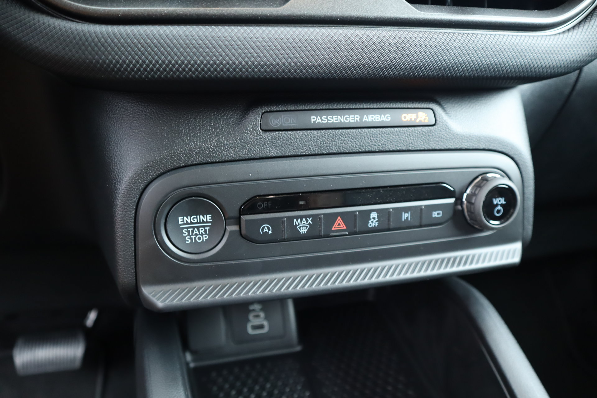 New 2026 Ford Bronco Sport Outer Banks w/ Outer Banks Tech Package+ AWD/4WD image 9
