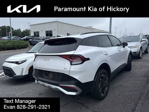 Used 2025 Kia Sportage SX AWD/4WD image 4