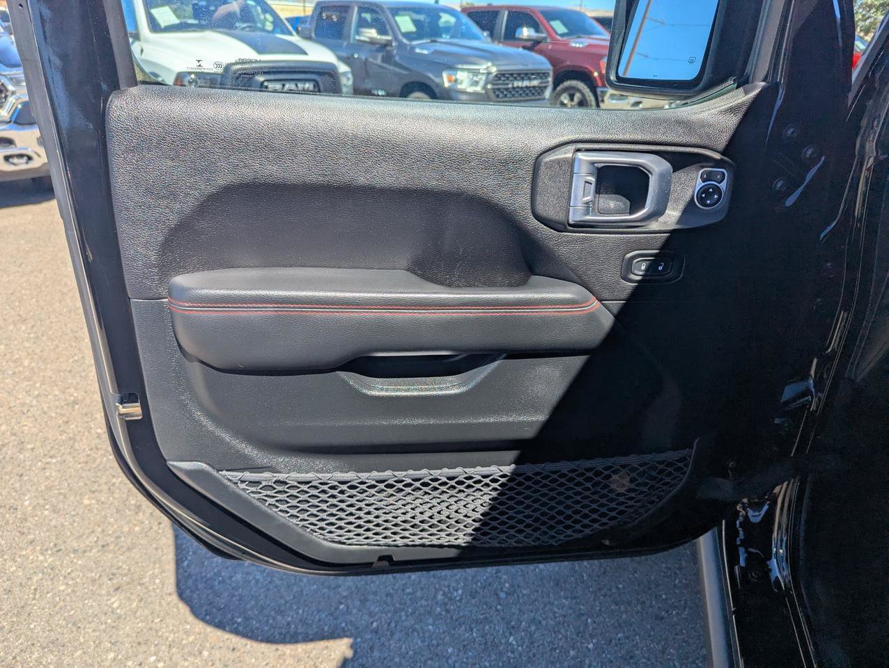 Used 2020 Jeep Gladiator Rubicon AWD/4WD image 9