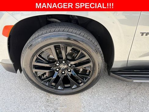 Used 2024 Chevrolet Tahoe High Country AWD/4WD image 40
