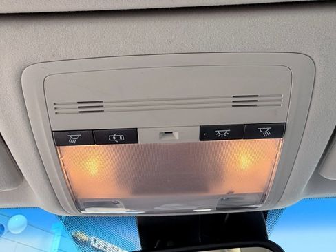 Used 2010 Lexus IS 250C image 14