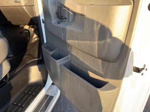 Used 2024 Chevrolet Express 2500 w/ Driver Convenience Package image 11