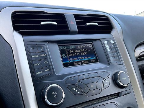Used 2013 Ford Fusion SE FWD image 34