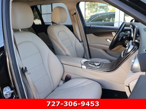 Certified 2019 Mercedes-Benz GLC 300 4MATIC image 23